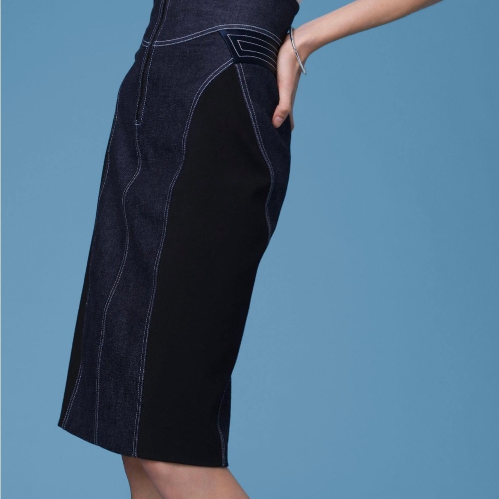 Diane von Fürstenberg, sexy denim pencil skirt with stretch-LIKE NEW! - Picture 7 of 15